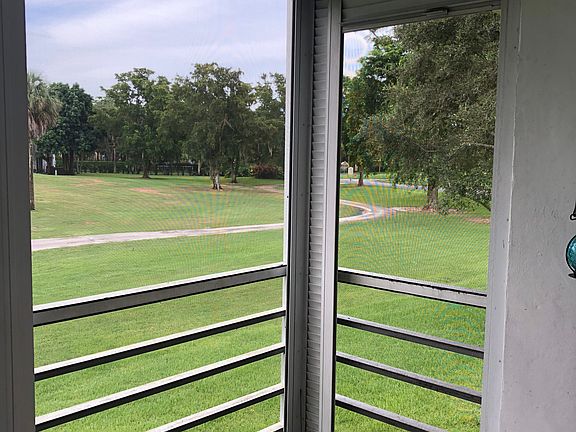 5th image of 801 Cypress Blvd APT 201C