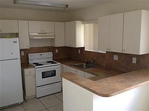 2nd image of 2920 SE 13th Rd Unit 201