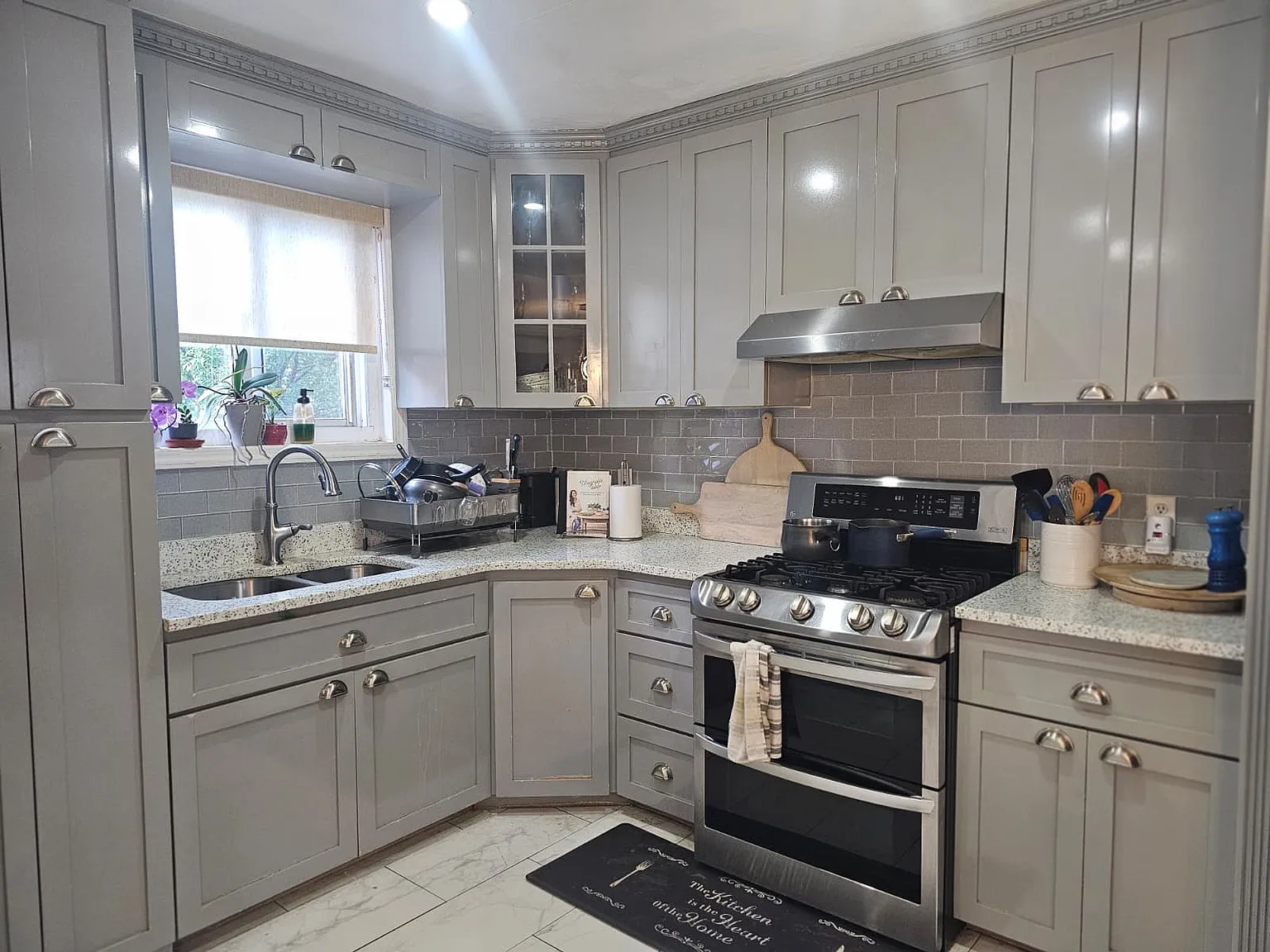 4 bed, 1740 sqft, $4,500 — Photo 3