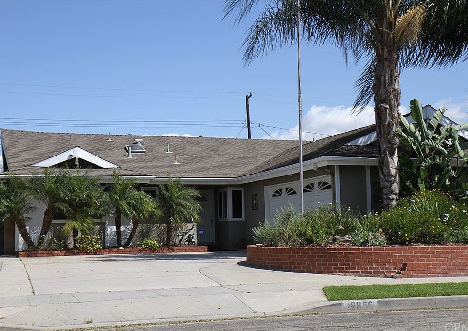 1st image of 2856 Fidler Ave
