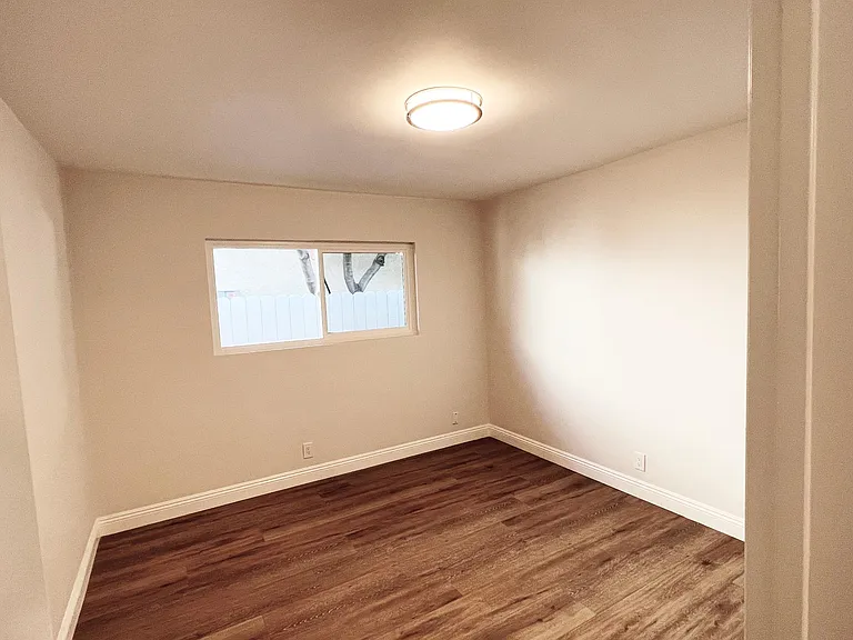 8803 Jaylee Dr — Photo 13