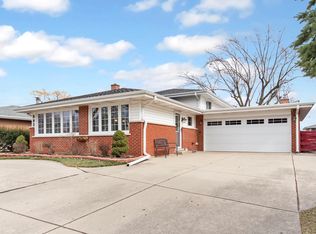 583 Bedford Ln, Des Plaines, IL