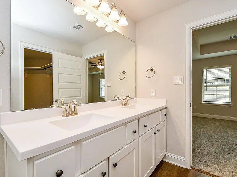 2700 Diamond Reef Ln — Photo 21