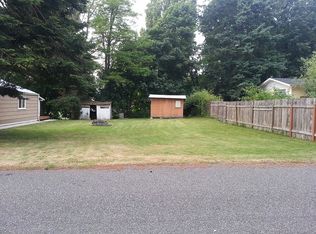 926 Madrona Beach Rd, Camano Island, WA 98282