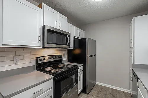 Blue Ridge Apartments — Photo 26