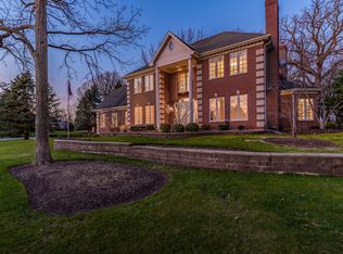 4N349 Woodland Trl W, Wayne, IL 60184