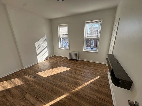 5th image of 120 Leo Pl Floor 2