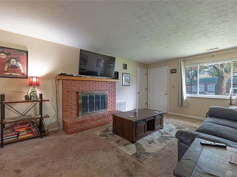 407 Heather St #2 — Photo 3