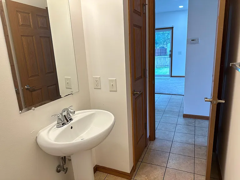 6455 Williams Lake Rd — Photo 28
