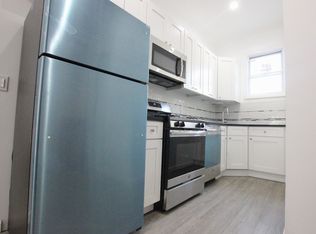 6255 60th St #1, Ridgewood, NY 11385