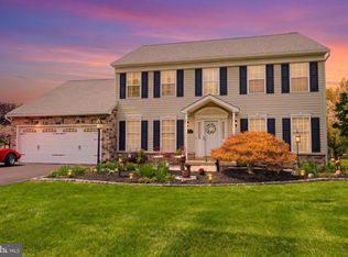 100 Oxford Rd, Lansdale, PA 19446