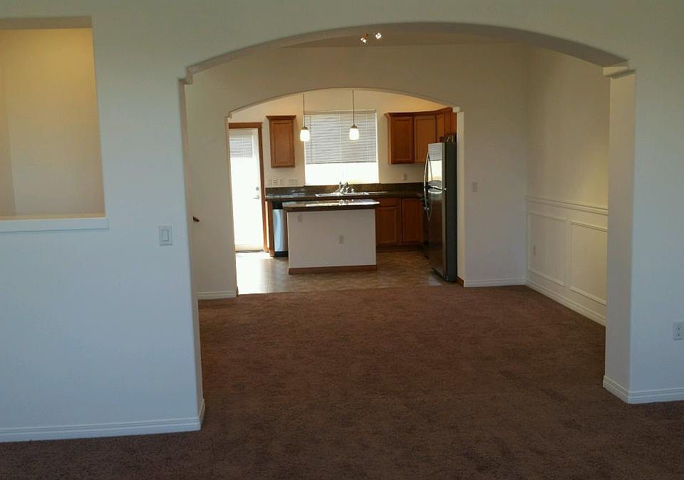 2nd image of 2807 Belmonte Ln