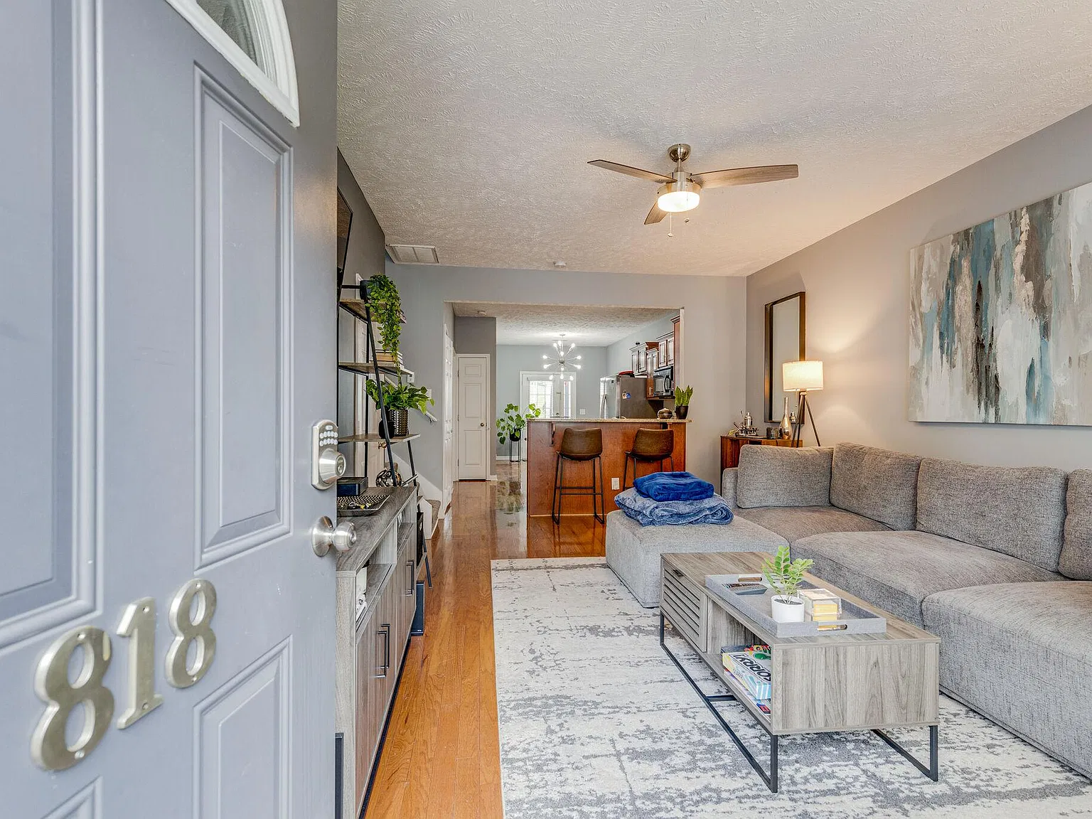 2 bed, 1287 sqft, $2,000 — Photo 4