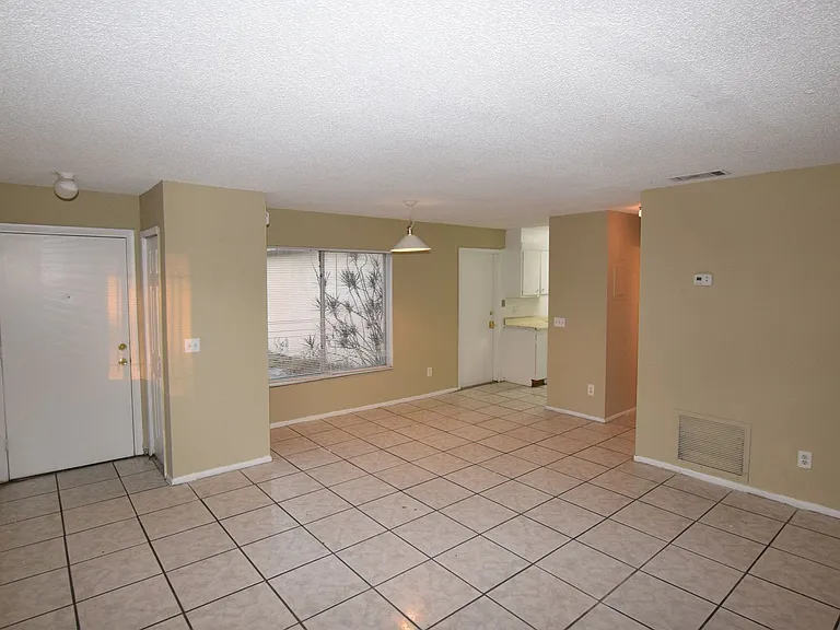 3115 Split Willow Dr — Photo 3