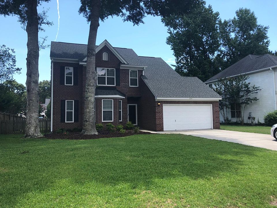 Street Level of 3244 Heathland Way
