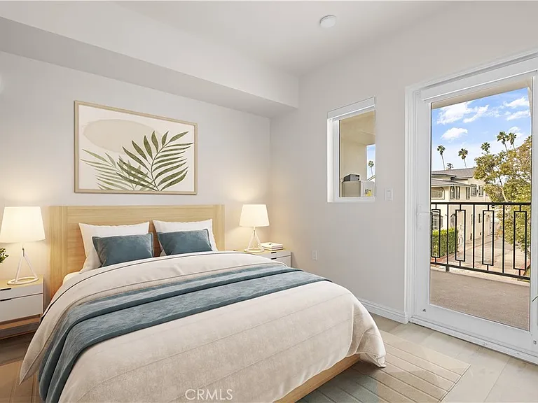 1818 S Norton Ave #308 — Photo 8