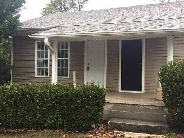 306 W Limestone Street — Photo 2