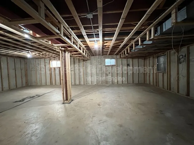 2805 Breckenridge Cir — Photo 30