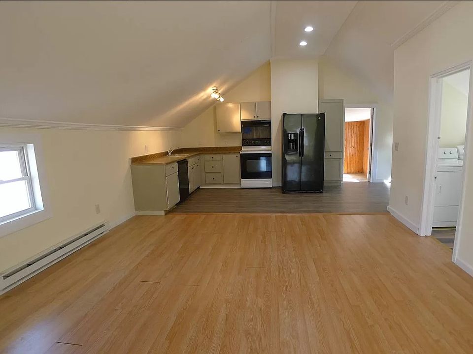 Large common area for kitchen, dining and living area.