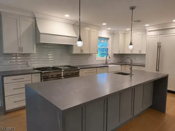 9 Crestview Ct, Montclair Twp., NJ 07042
