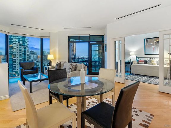 4th image of 500 W Harbor Dr W #Penthouse 1319