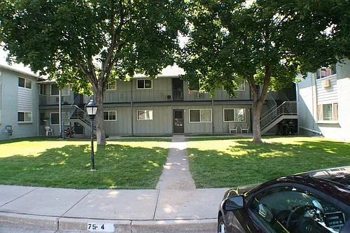 2595 S Sheridan Blvd Photo 1