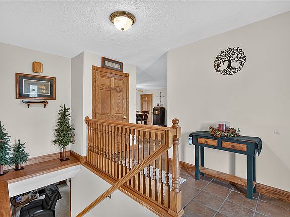 3rd image of 11087 N 115th Ave W