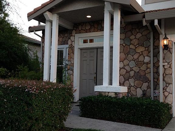 2nd image of 1037 Brock Cir