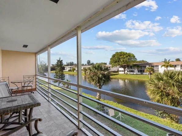 132 Camden F, West Palm Beach, FL 33417