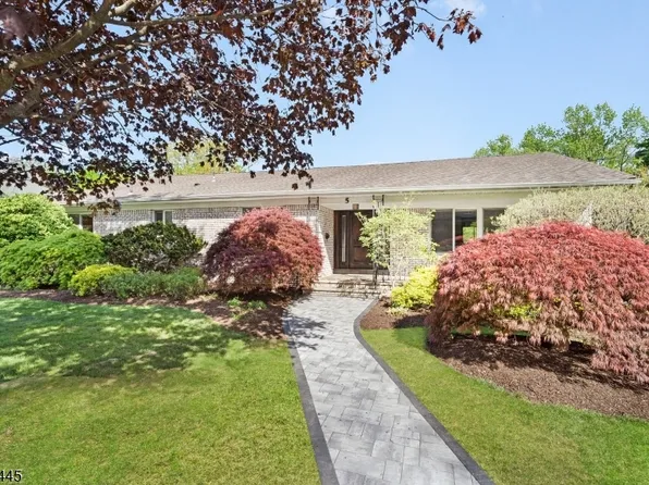 5 Stone Dr, West Orange Twp., NJ 07052