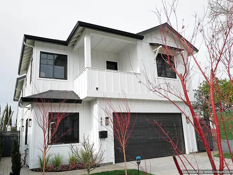 5 bed, 4.5 bath, 2645 sqft, $9,000 — Photo 1