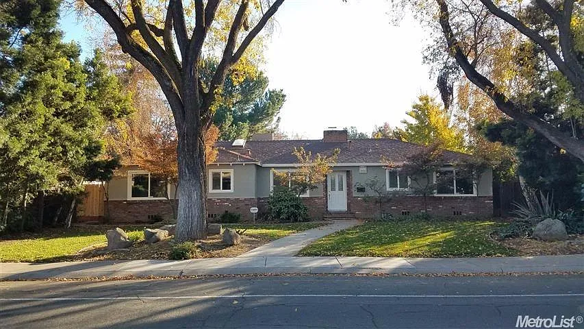 1238 Princeton Ave photo 1
