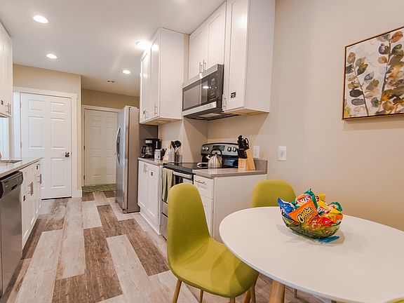 2nd image of 2318 25th Ave S APT 2
