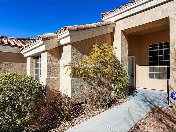 3rd image of 8308 Cedar Mesa Ave