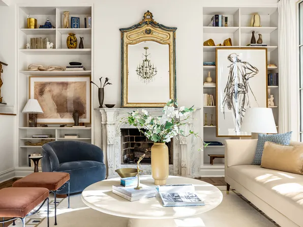 222 East 11th Street image 2 of 30