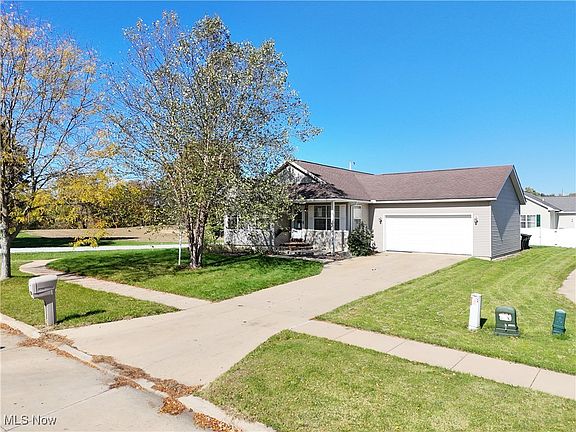 2nd image of 5 Andrew Ct