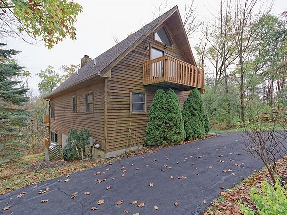 3rd image of 12 Lisa Ln #1300