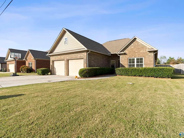 20339 Songbird Dr, Athens, AL 35611