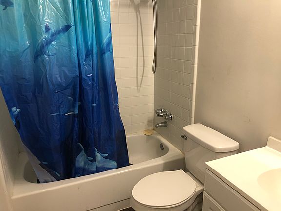 2nd image of 6363 Johnnie Cir E