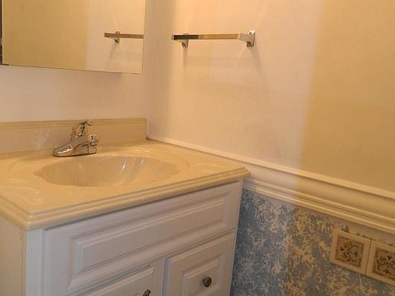 Main Level Half Bath