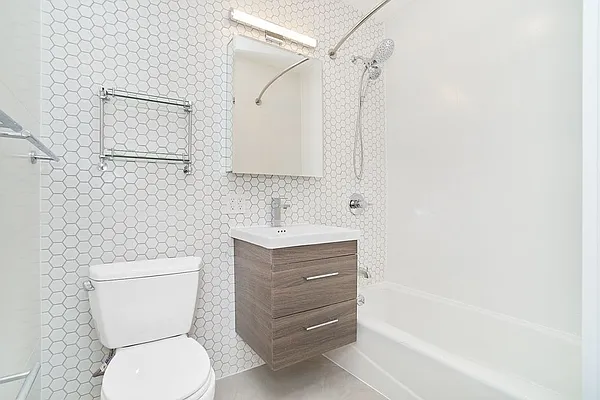 Rented by REAL New York | media 28