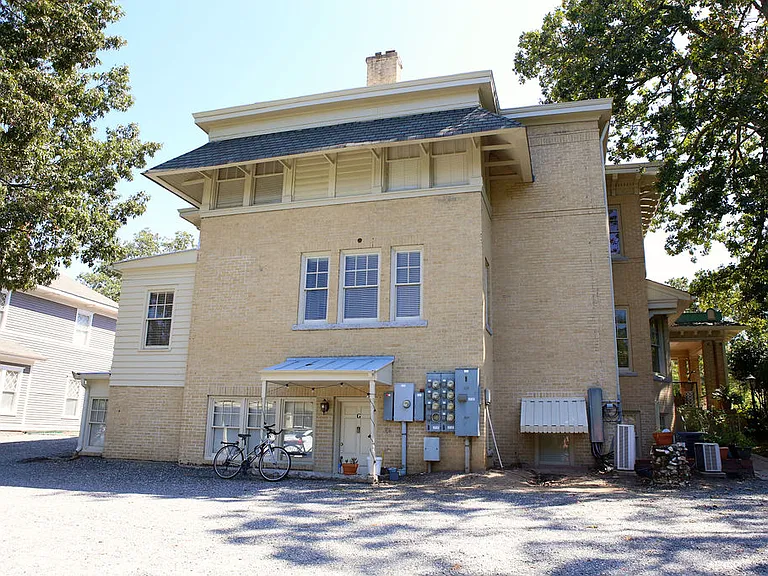 817 N Elm St #C — Photo 18