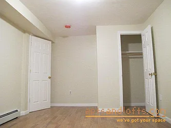 Rented by aptsandlofts.com