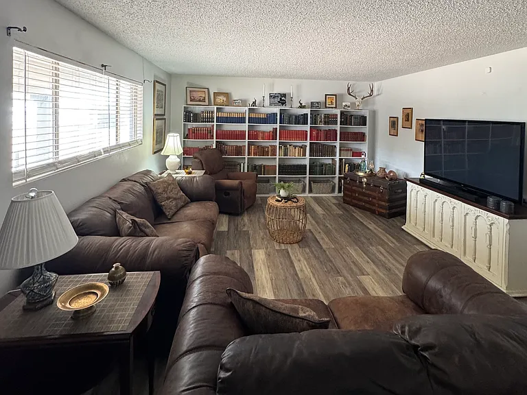 2918 Piedras Rd — Photo 3