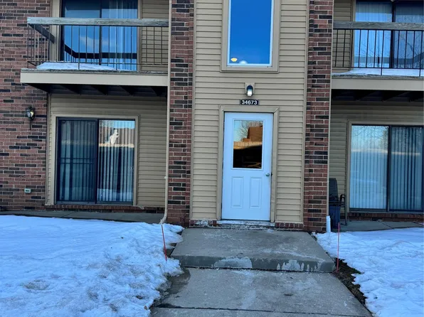 34673 Clarkson Dr E APT 78, Fraser, MI 48026