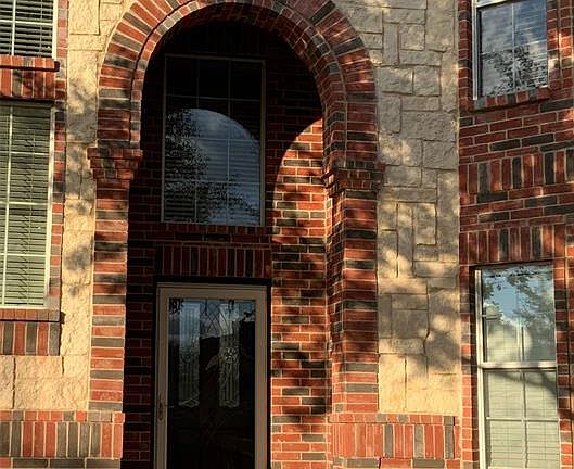 2nd image of 2029 Northridge Dr