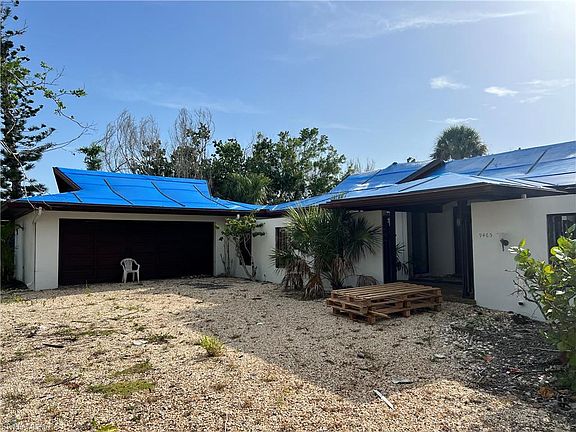 5th image of 9465 Beverly LN