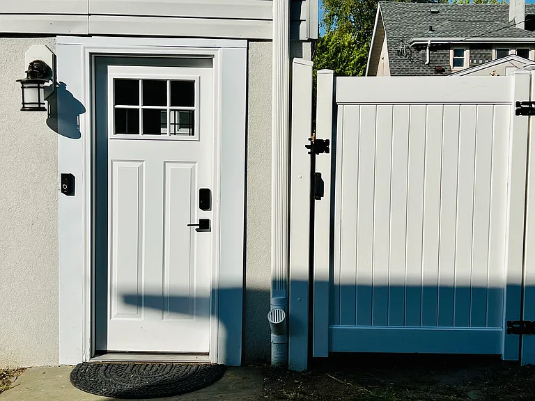 Private entry.