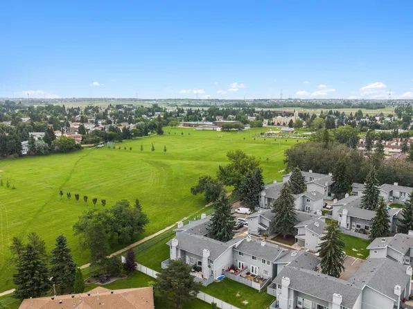 1415 62nd St NW #44, Edmonton, AB T6L 4K1