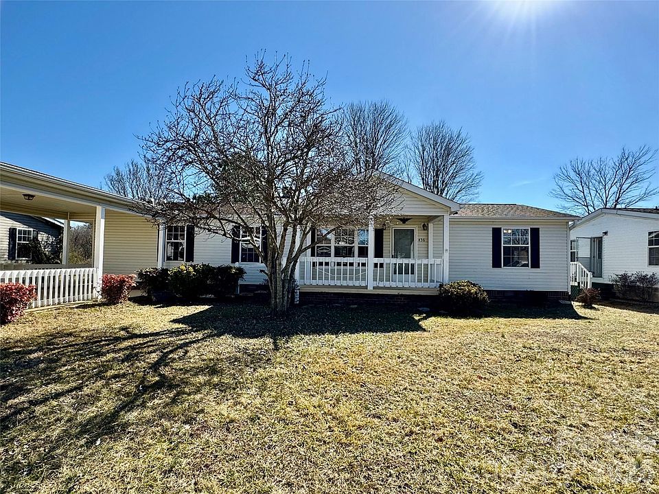 1st image of 436 Riverwind Dr